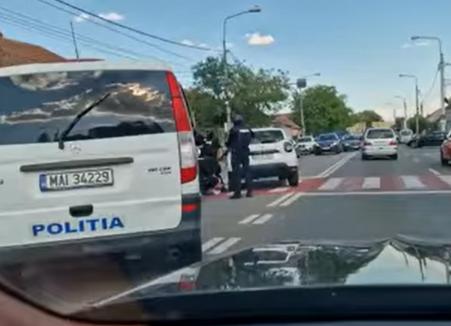 Urmărit naţional capturat în trafic în Oradea: Era condamnat pentru fraude de peste 4,9 milioane lei şi alcool la volan (FOTO/VIDEO)