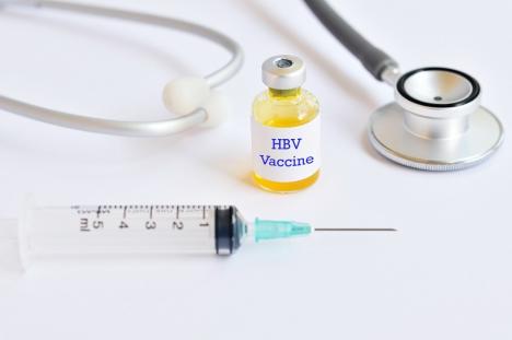 Prevenirea hepatitei B: Vaccinarea, singura modalitate de prevenire eficientă