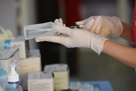 Covid în Bihor: Peste 1.000 de vaccinări în ultima zi, în care au fost descoperite alte 86 de îmbolnăviri şi s-au înregistrat încă 5 decese