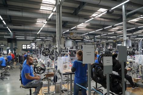 Cu „priza” la soare: Valtryp a devenit prima fabrică din Oradea independentă energetic (FOTO / VIDEO)