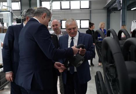 Companie de succes: Valtryp Oradea, vizitată de şefii Consiliului Naţional al IMM-urilor (FOTO / VIDEO)