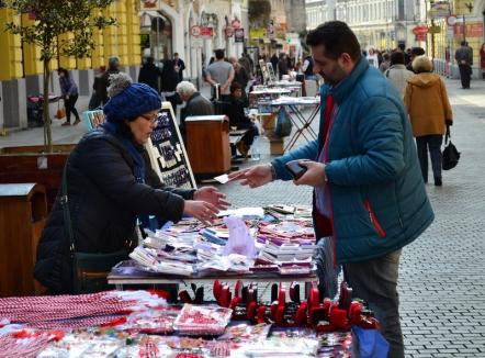 Recesiunea mărţişorului: Primăria nu mai găseşte comercianţi dornici să vândă mărţişoare pe străzile Oradiei