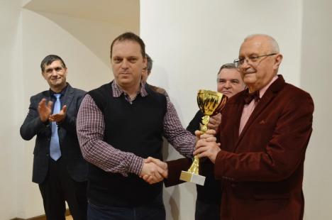 Vernisajul fotojurnaliştilor: Fotograful BIHOREANULUI, Szilágyi Loránd, a primit Cupa Fotoreporterilor Bihoreni (FOTO)