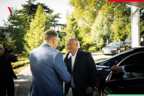 Viktor Orbán, vizită în România: A primit o caschetă de husar și s-a întâlnit cu premierul Marcel Ciolacu (FOTO/VIDEO)