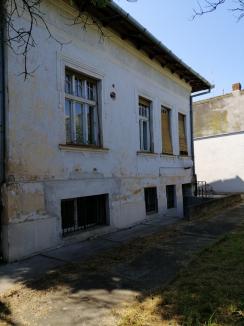 Consiliul Județean Bihor a reușit să vândă vila din Oradea unde stăteau foștii prim-secretari PCR. Cine a cumpărat-o (FOTO)