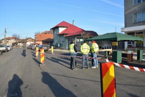 Ministrul Transporturilor a inspectat lucrările de pe DN 76. De săptămâna viitoare se va circula fără semafoare (FOTO)