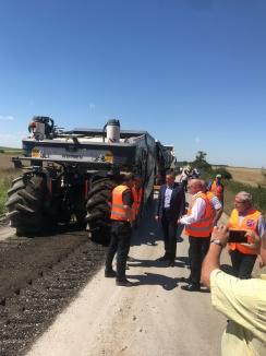 Vizită în teren: Directorul CNAIR asfaltează drumurile bihorene cu... promisiuni (FOTO)