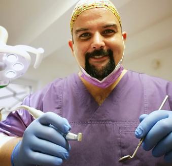 Federaţia Patronilor Bihor are un nou preşedinte: stomatologul Vlad Deac