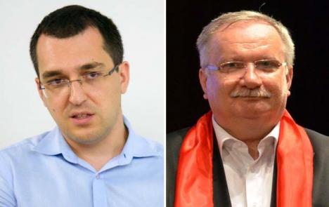 Fostul ministru Voiculescu îl pune la punct pe Mang: „Când o să tai panglica împreună cu pretenarul Bodog…”