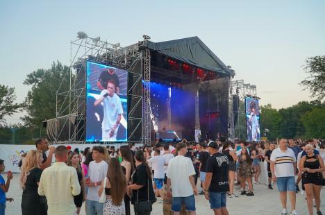 Waves Festival a început în forță, cu mii de fani dansând pe muzica DJ-ului Tujamo (FOTO/VIDEO)