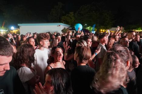 Waves Festival a început în forță, cu mii de fani dansând pe muzica DJ-ului Tujamo (FOTO/VIDEO)