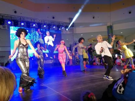La mulţi ani, ERA Park! Wilmark şi dansatorii lui au făcut show la Oradea (FOTO / VIDEO)