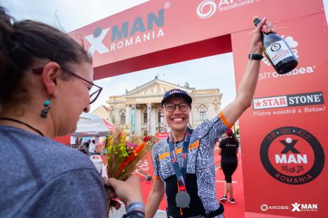 Sportivi din 14 țări își testează limitele la Oradea în competiția de triatlon AROBS X-Man România 2024 (FOTO)