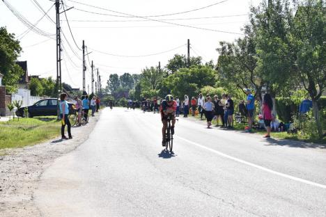 Se caută oamenii de fier! Campionatul naţional de triatlon a revenit în Bihor (FOTO / VIDEO)