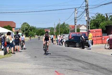 Se caută oamenii de fier! Campionatul naţional de triatlon a revenit în Bihor (FOTO / VIDEO)