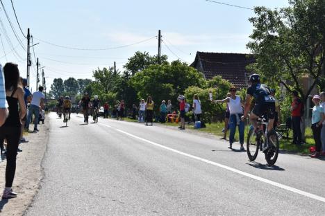 Se caută oamenii de fier! Campionatul naţional de triatlon a revenit în Bihor (FOTO / VIDEO)