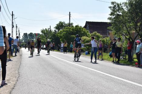 Se caută oamenii de fier! Campionatul naţional de triatlon a revenit în Bihor (FOTO / VIDEO)