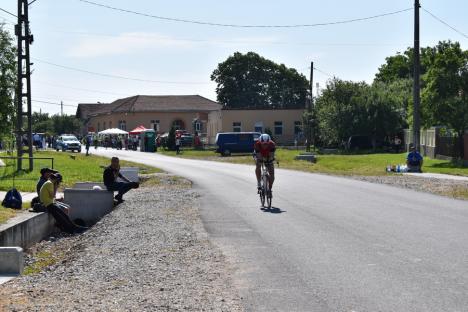 Se caută oamenii de fier! Campionatul naţional de triatlon a revenit în Bihor (FOTO / VIDEO)