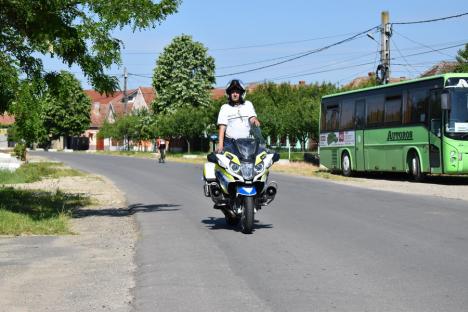 Se caută oamenii de fier! Campionatul naţional de triatlon a revenit în Bihor (FOTO / VIDEO)