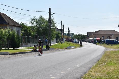 Se caută oamenii de fier! Campionatul naţional de triatlon a revenit în Bihor (FOTO / VIDEO)