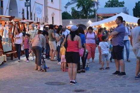 Festivalul Medieval a scos orădenii din casă: Mii de oameni au petrecut vineri în Cetate (FOTO / VIDEO)