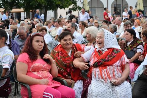 Sărbătoarea slovacilor în Cetatea Oradea: Locuitorii din Valea Cerului sunt cei mai buni la gătit găluşte, iar cei din Suplac la plăcinte (FOTO / VIDEO)