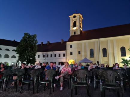 Zilele Sfântului Ladislau: Orădenii s-au adunat în număr mic la Cetate (FOTO)