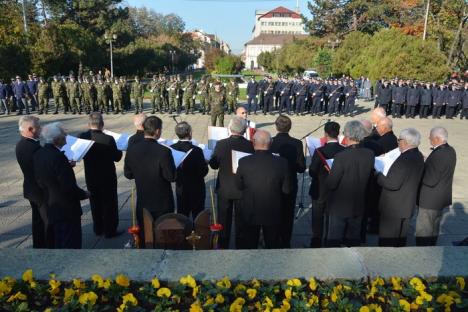Glorie eternă eroilor! Ziua Armatei, sărbătorită la Oradea cu sfaturi pentru înfiinţarea unei gărzi civile (FOTO/VIDEO)
