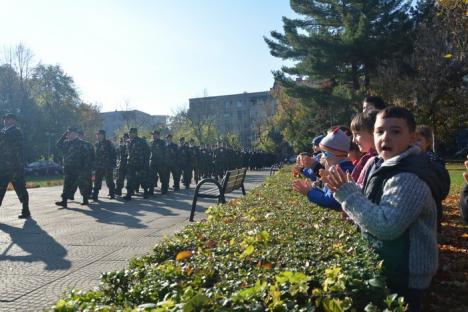 Glorie eternă eroilor! Ziua Armatei, sărbătorită la Oradea cu sfaturi pentru înfiinţarea unei gărzi civile (FOTO/VIDEO)