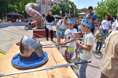 Imagini de la Festivalul Copiilor din Oradea. Cum s-au distrat picii (FOTO)