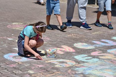 Imagini de la Festivalul Copiilor din Oradea. Cum s-au distrat picii (FOTO)