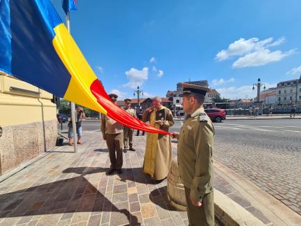 Ziua Drapelului în Oradea: Participanți puțini la festivitățile din Piața Unirii (FOTO / VIDEO)