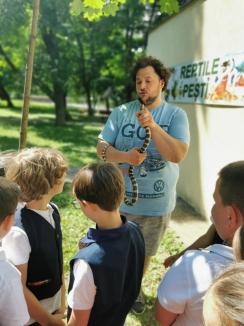 De Ziua Mediului, instituţia care îl ocroteşte i-a învăţat pe copiii din Oradea cum să respecte natura (FOTO)