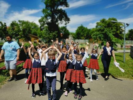 De Ziua Mediului, instituţia care îl ocroteşte i-a învăţat pe copiii din Oradea cum să respecte natura (FOTO)