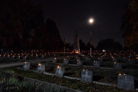 Ziua morţilor. Mai puţini orădeni la mormintele celor dragi decât anul trecut (FOTO)