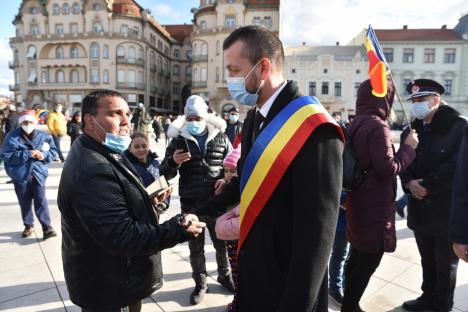 1 Decembrie, la Oradea: Sute de persoane au fost prezente la festivităţile de Ziua Naţională din Piaţa Unirii (FOTO / VIDEO)
