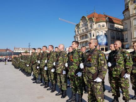 La mulți ani, Oradea! Festivități mai bogate ca oricând, de Ziua Orașului, cu paradă militară, artificii și cadouri tricolore (FOTO / VIDEO)