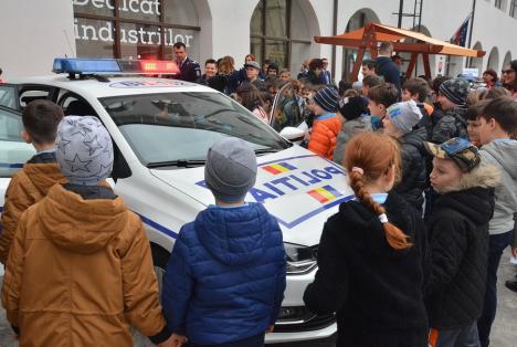 Structură nouă în Poliţie, inclusiv în Bihor: Poliţia Siguranţă Şcolară va activa începând de luni