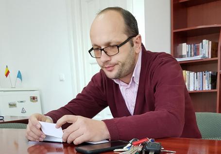 Păstor cu acte: Slujitorul cu probleme penale de la Biserica Nădejdea Vie, reinstalat „la butoane”