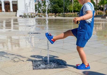 Cod roșu de caniculă și cod galben de furtuni în Bihor: după temperaturi de până la 41°C, vin vijelii, grindină și ploi torențiale