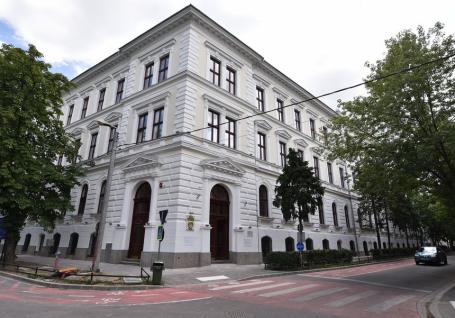 Topul celor mai căutate licee din Bihor, după media de admitere: Specializări de la Colegiul Gojdu ocupă podiumul