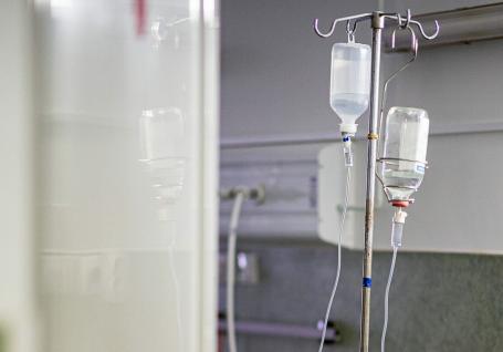Șoferul beat care a provocat accidentul din Girișu de Criș, dus la arestare. Fiica lui, de 4 ani, este în stare critică, la Terapie Intensivă