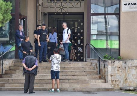 „Prima zi fără Fisc”: angajații Finanțelor din Bihor nu lucrează joi, la fel ca în toată țara, declarând „Revoltă pentru demnitate” (FOTO)