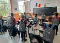 Pregătiți de școală: 30 de elevi din Vârciorog au primit ghiozdane și rechizite
