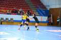 Handbal feminin: Nemulţumit de arbitraj, antrenorul CSU Oradea a scos, pentru un minut, echipa de pe teren în jocul de la Baia Mare (FOTO)