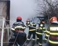 O casă din Oradea a luat foc, din cauza unui cablu