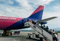 Un avion Wizz Air a aterizat de urgență pe Aeroportul din Cluj-Napoca după ce trei pasageri beți s-au luat la bătaie