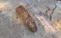 Proiectil funcțional, rămas sub pământ din Al Doilea Război Mondial, a fost descoperit de un muncitor, în Bihor