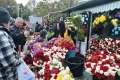 ADP Oradea organizează licitaţie pentru locuri de vânzare a coroanelor şi florilor de Ziua Morţilor