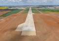 Aeroportul Oradea a finalizat prelungirea pistei la peste 2,5 kilometri: avioanele vor putea ateriza dinspre Nojorid chiar și în condiții de vizibilitate redusă (FOTO)